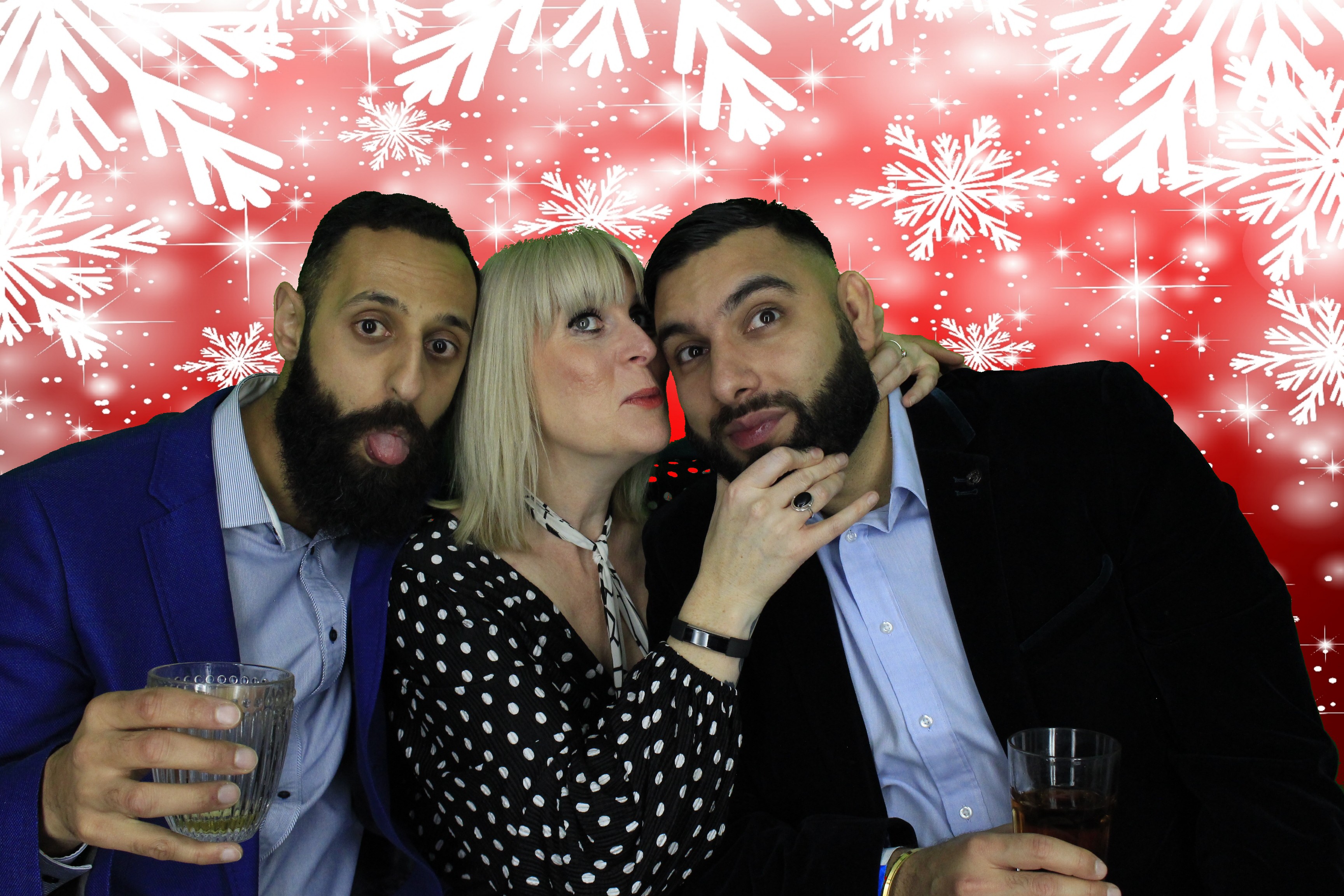 Guardian Christmas Party | View more photos from the event at gallery.myphotoboothexperience.co.uk/u/MyPhotoBoothExperienceLtd/Guardian-Christmas-Party